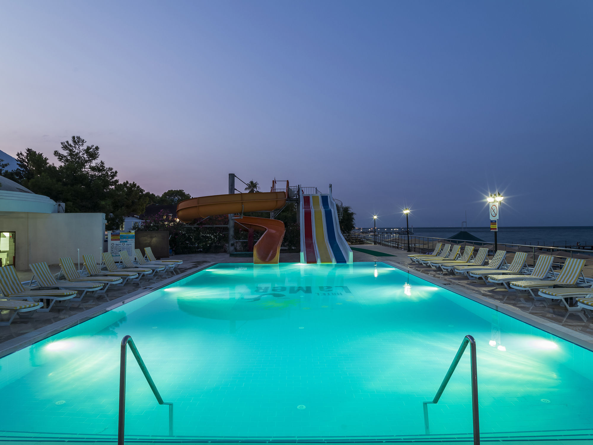 La Mer Hotel 교눅 외부 사진