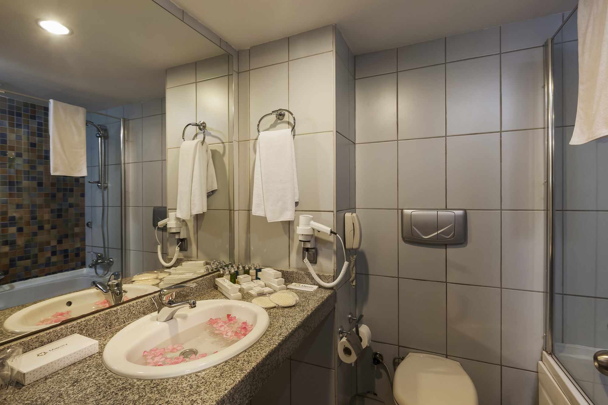 La Mer Hotel 교눅 외부 사진