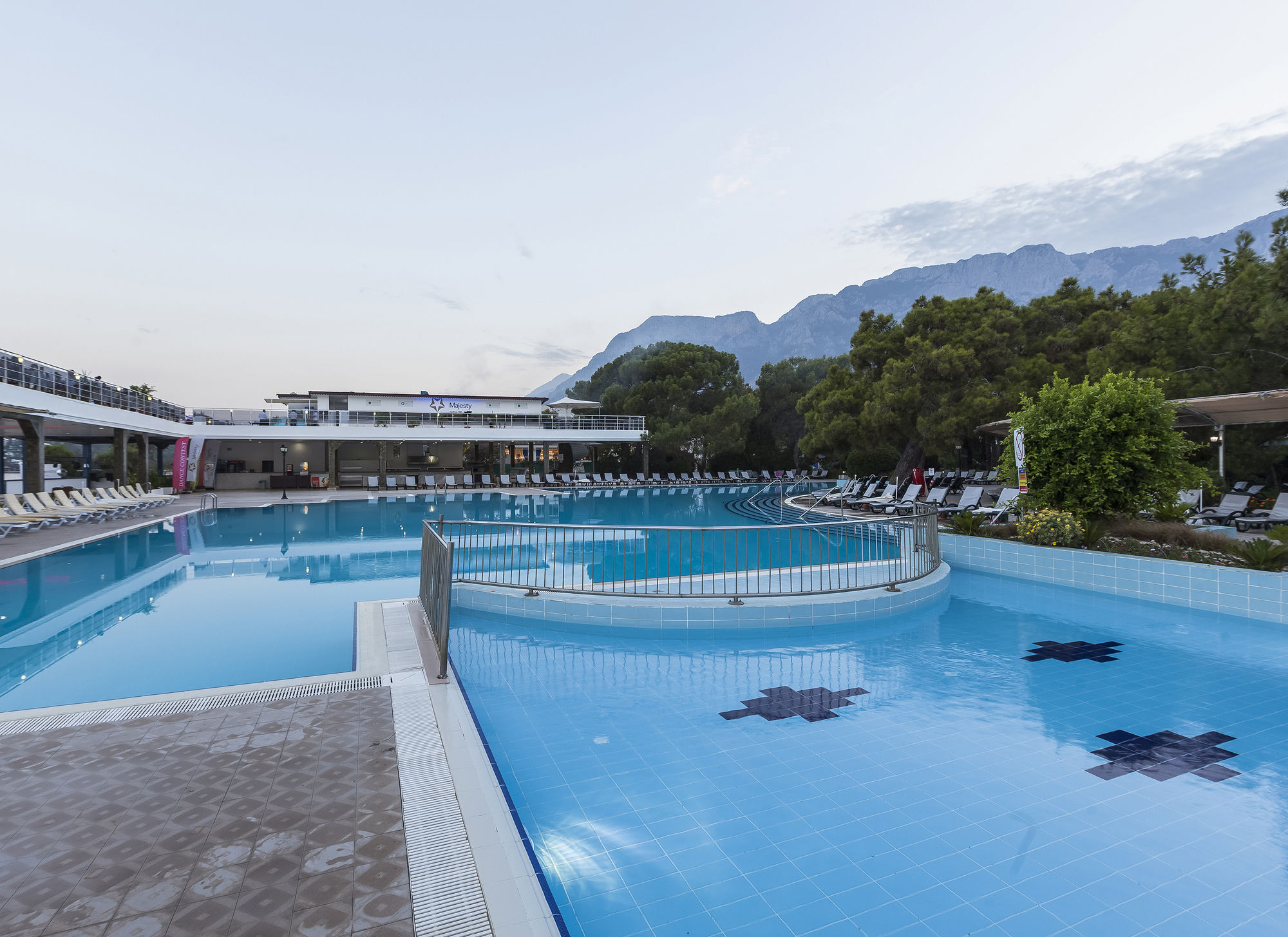La Mer Hotel 교눅 외부 사진